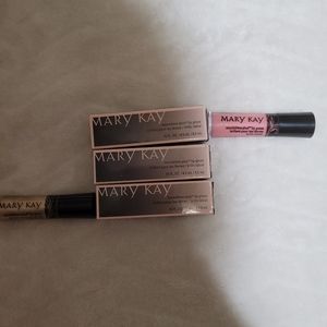 Mary kay nourishine lip gloss bundle